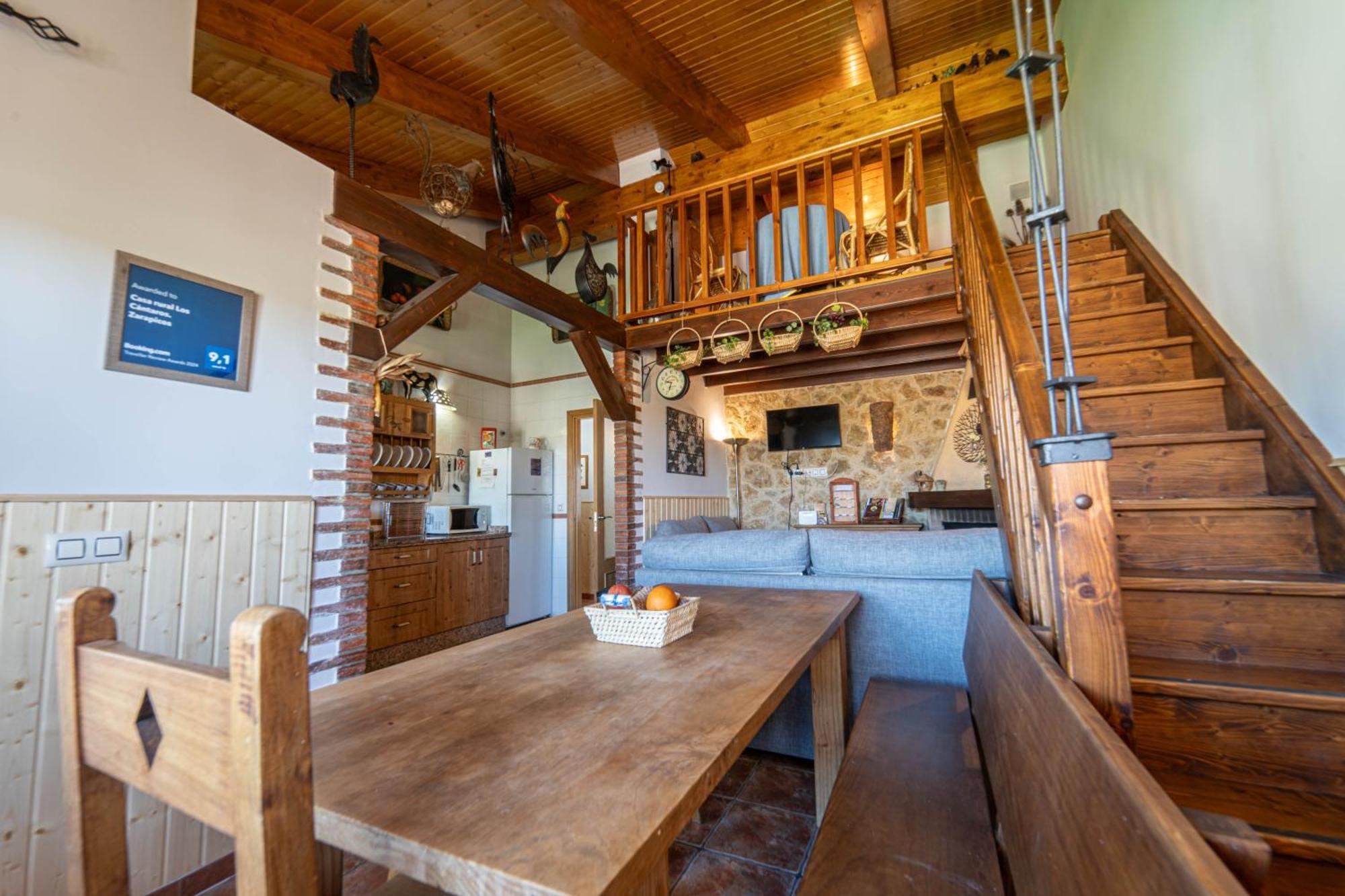 Casa Rural Los Cantaros. Zarapicos Buitenkant foto